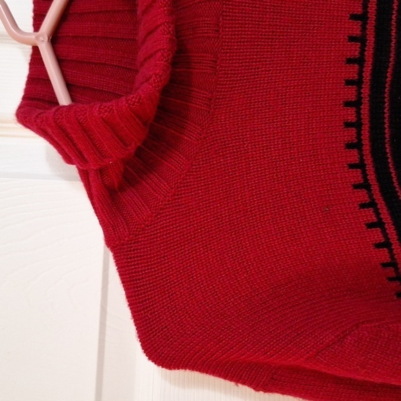 Vintage Evan Picone Red Turtleneck Black Roses Sz.L GUC - Picture 7 of 11